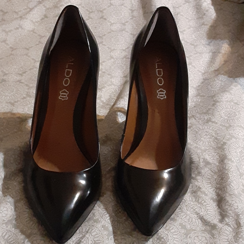 Aldo black heels